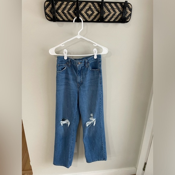 Levi’s High Waisted Straight Distressed Jeans - Size 25 - Picture 5 of 16